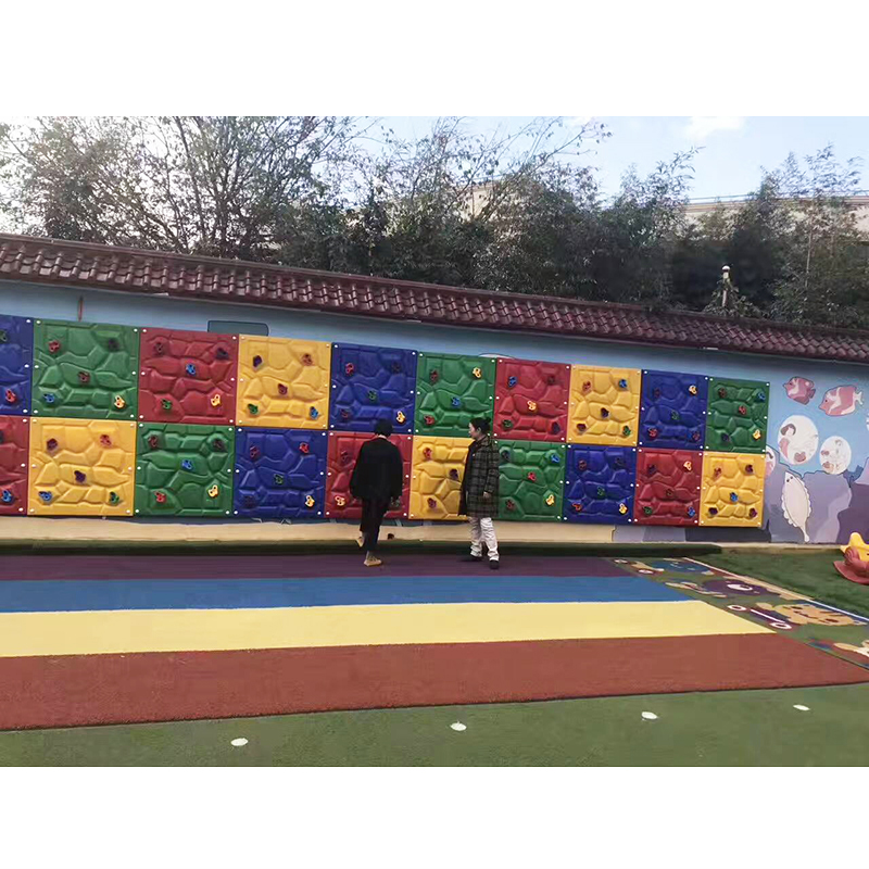 Colorful Sports Kindergarten Climbing Wall