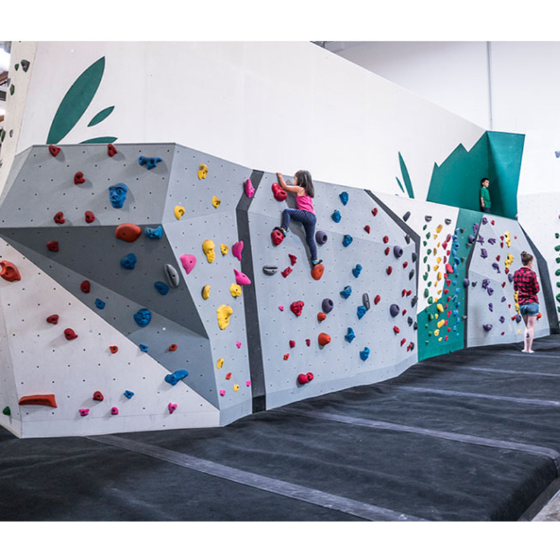 Colorful Sports Kindergarten Climbing Wall