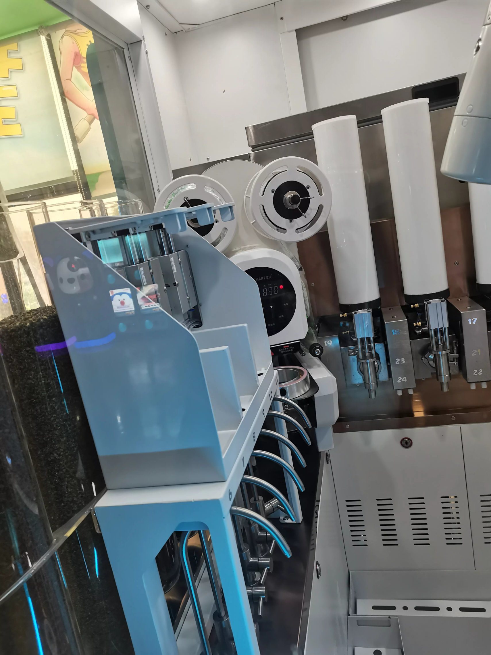 Small Bubble Tea Shop Bubble Tea Vending Machine