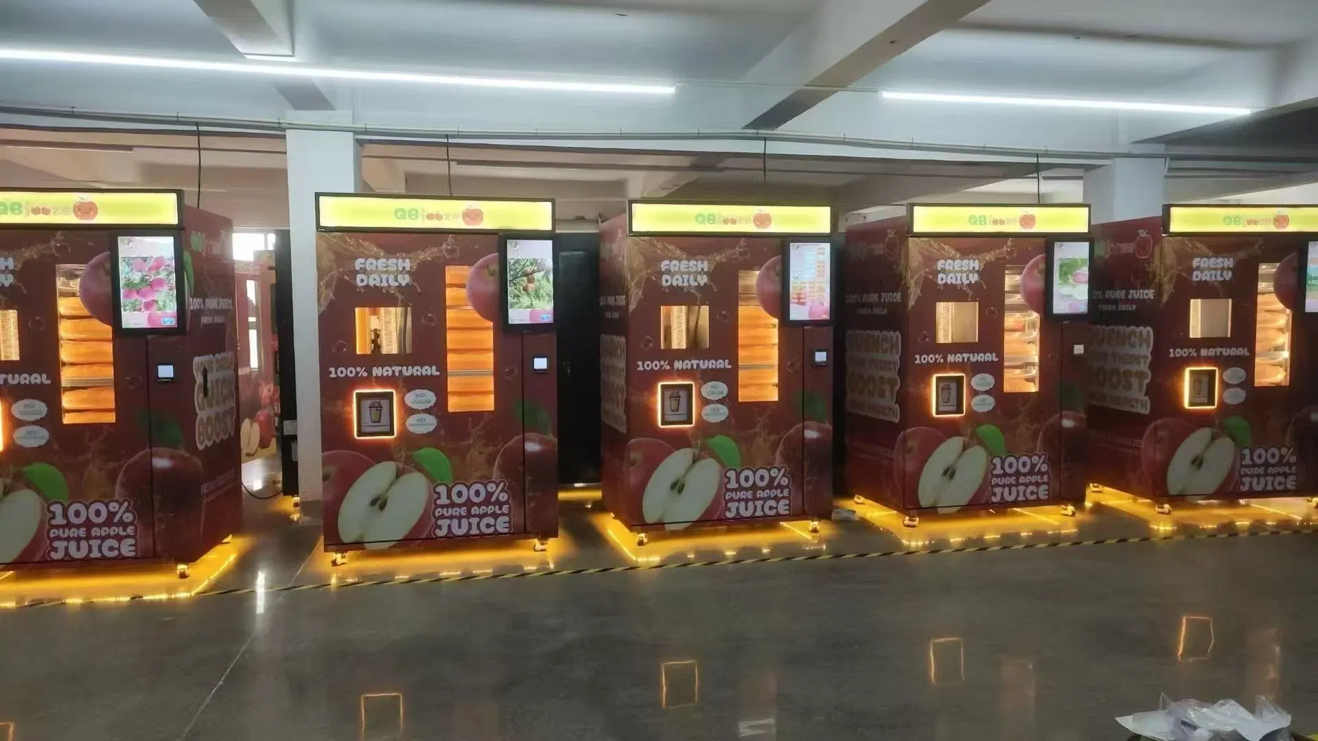 Eco-Friendly Wall Mounted Advanced Water Proof Pear Juice Vending Machine